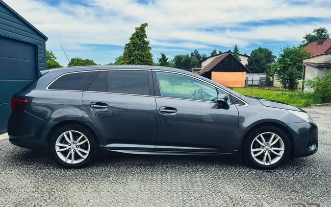 Toyota Avensis cena 42900 przebieg: 248947, rok produkcji 2015 z Czerwionka-Leszczyny małe 254